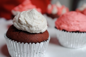 This frosting is fluffy and easy to work with